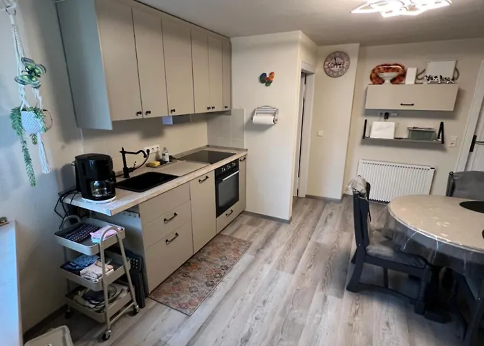 Apartment Moeblierte Petra *